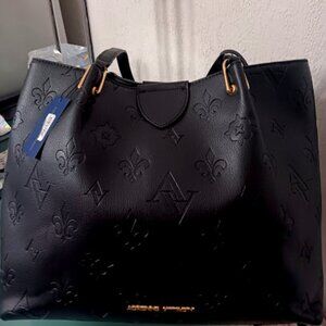 ADRIENNE VITTADINI 2pc Black Signature Fleur-De-Lis/AV Monogram Tote Bag + Pouch